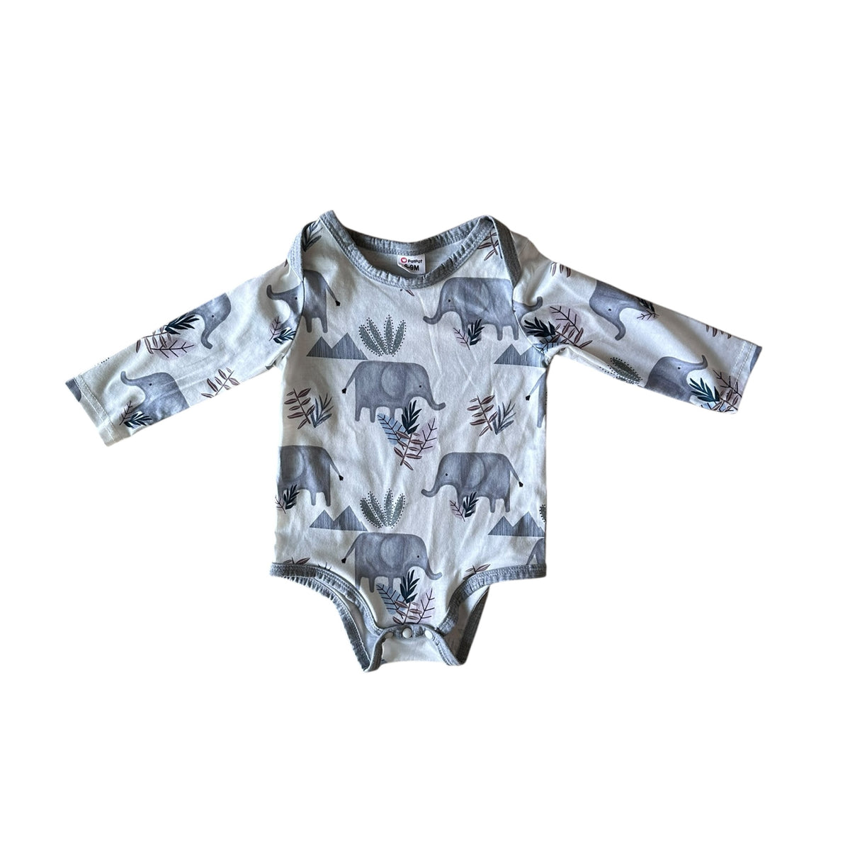 Cache-couche marque inconnue 6-9 mois