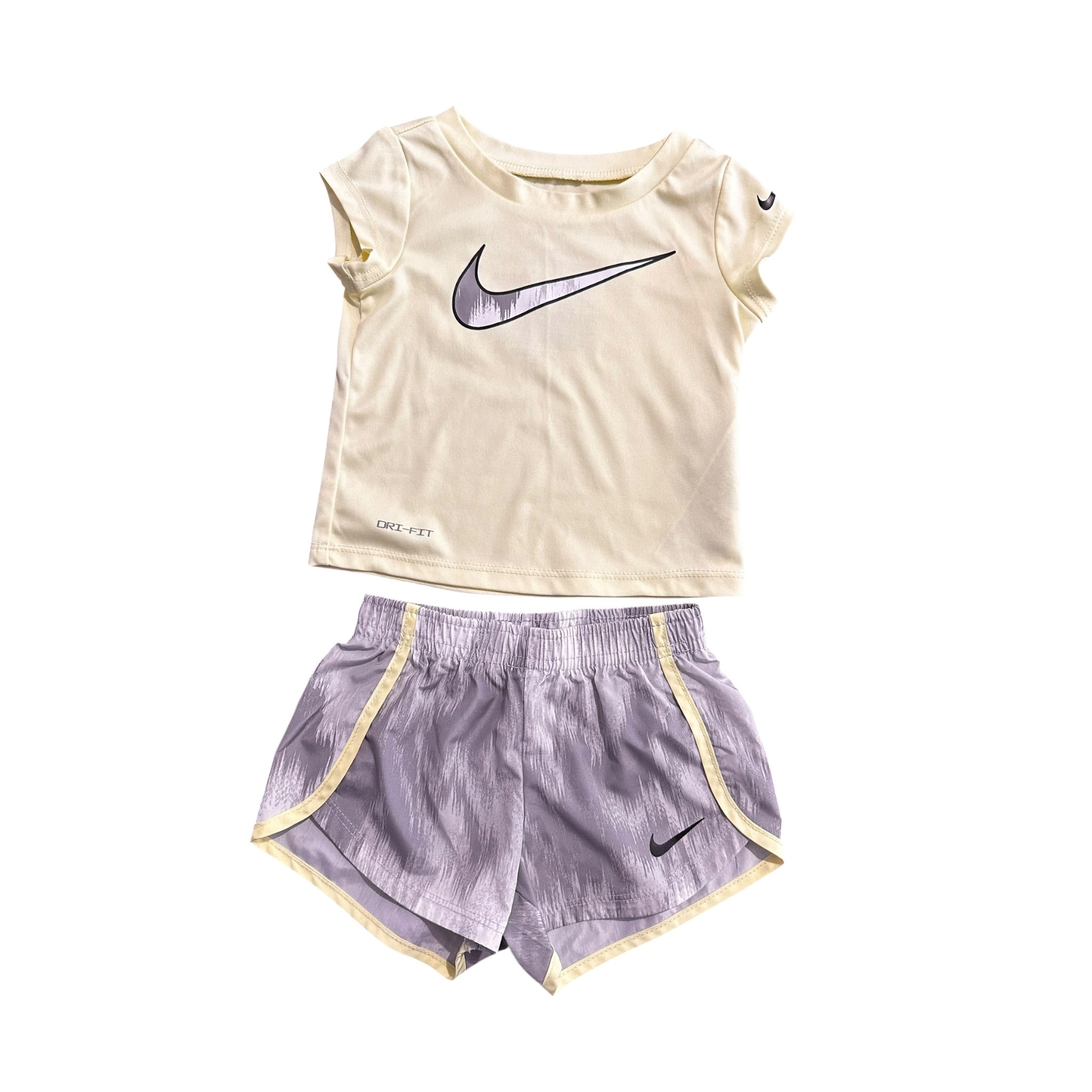 Ensemble sport Nike 12 mois