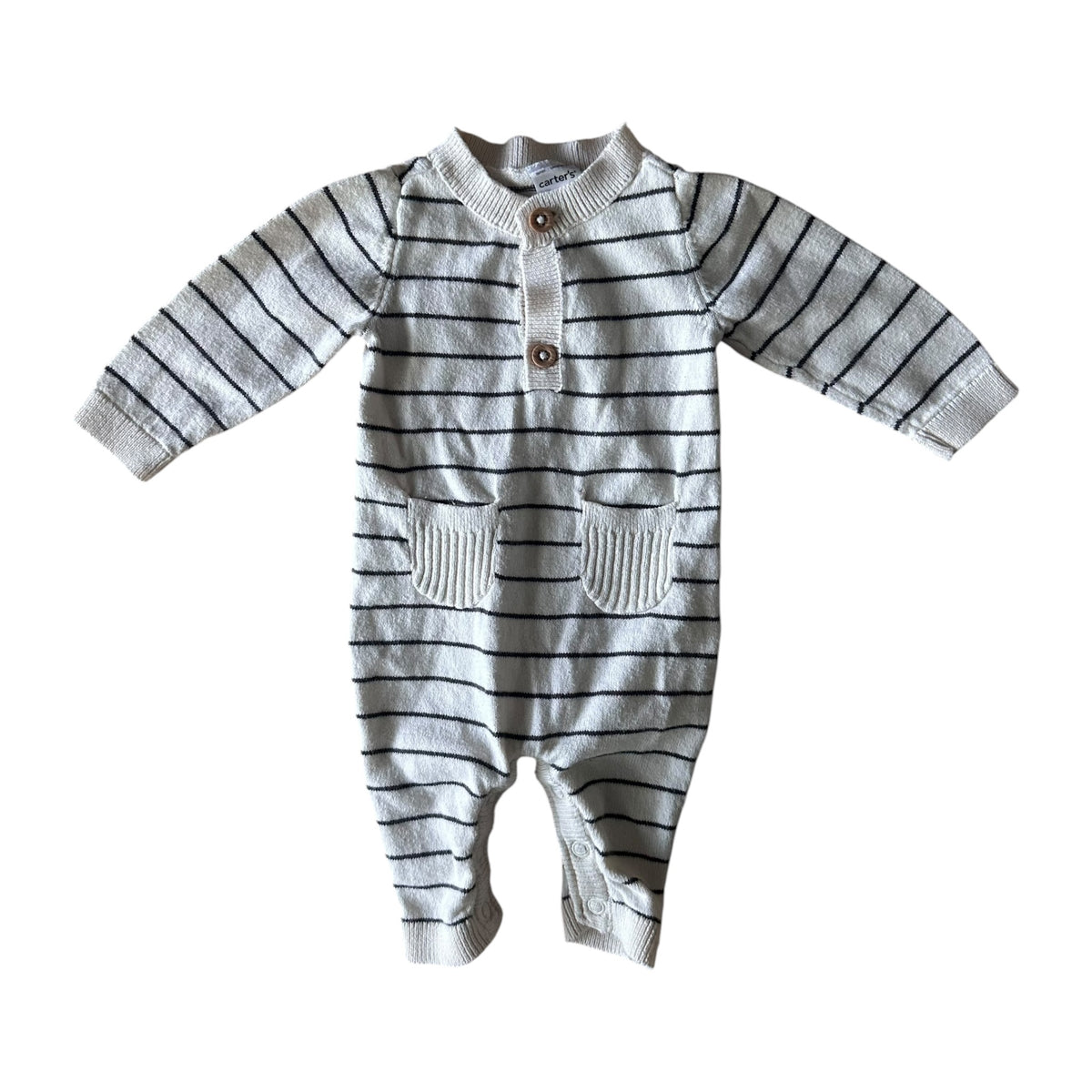 Une pièce Carter's nouveau-né